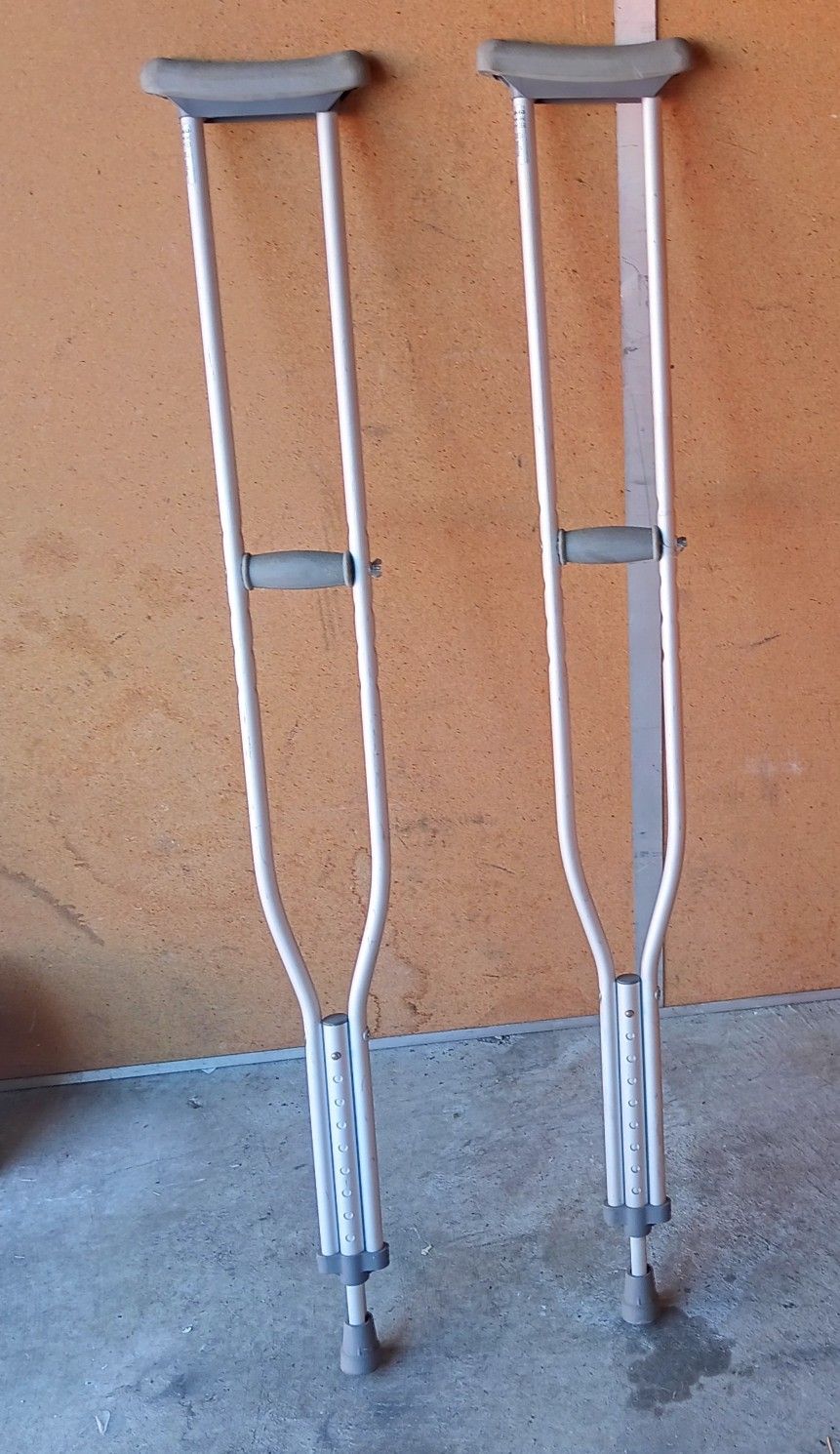 Medical Crutches