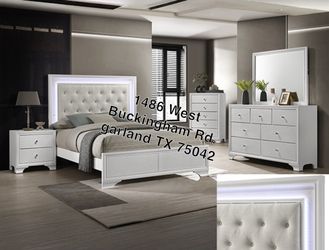 Furniture bedroom set and mattress