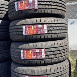 Vendo set de llantas nuevas 215/60R16 marca Supermax con 50,000 mil millas de garantía