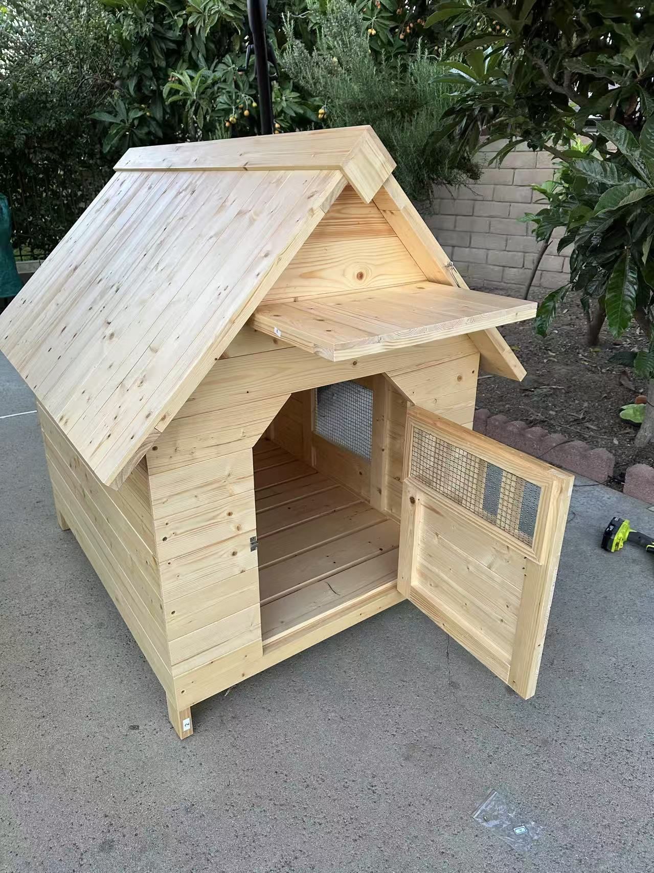 Weatherproof Outdoor Cat Dog Pet Shelter House Condo Pet House Wood Pet Kennel Natural Wooden Dog House Home Dog House Outdoor