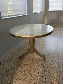 Round Marble Top Pedestal Dining Table PotteryBarn