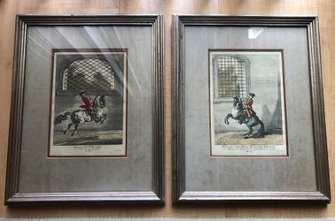 2 Framed hand-tinted prints - 2 impresiones antiguas coloreadas a mano