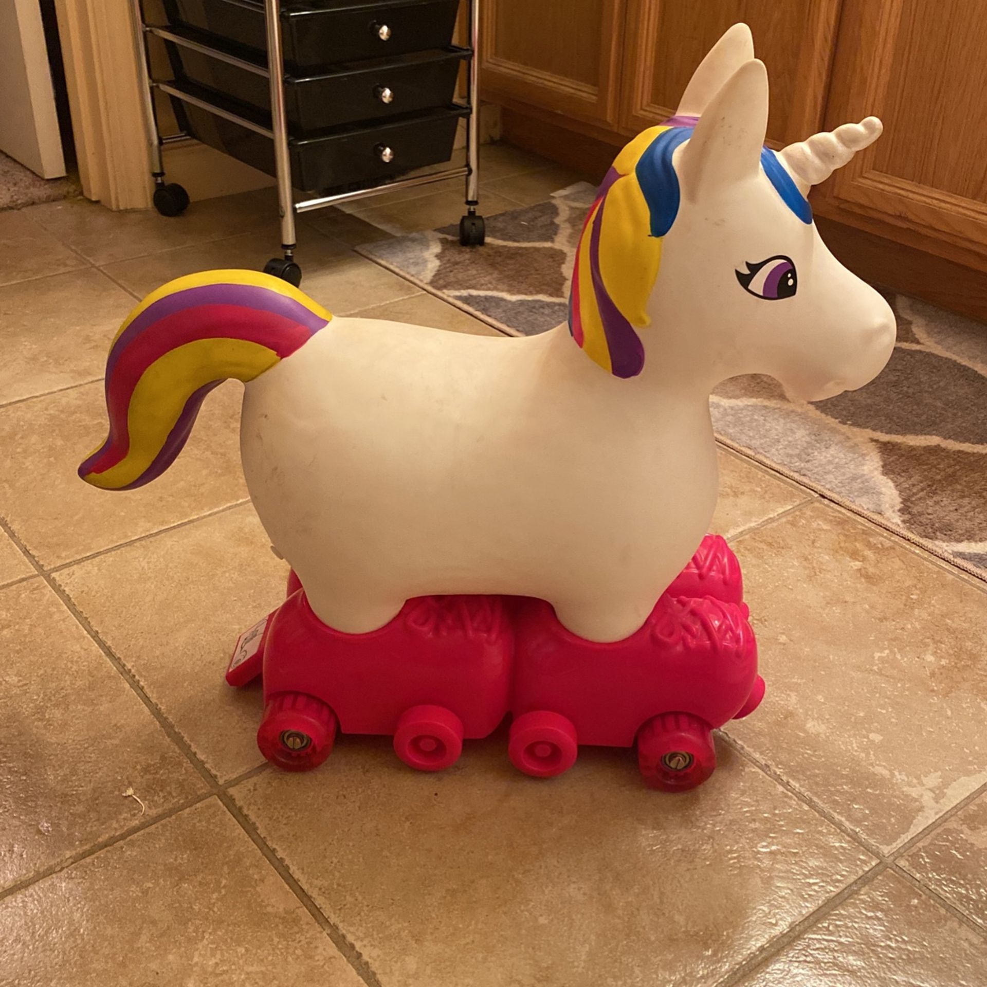 Kid Trax Silly Skaters Unicorn Toddler 