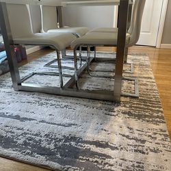 Rugs And Dining Chairs