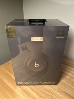 NEW Beats Studio 3 Wireless - Sealed 