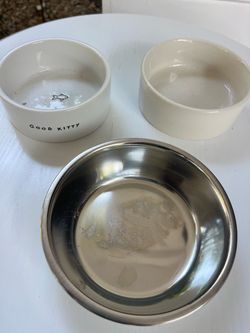 Set of 3 Cat Food and Water Bowls $1 EACH