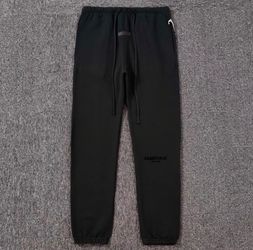 Essential Sweatpants