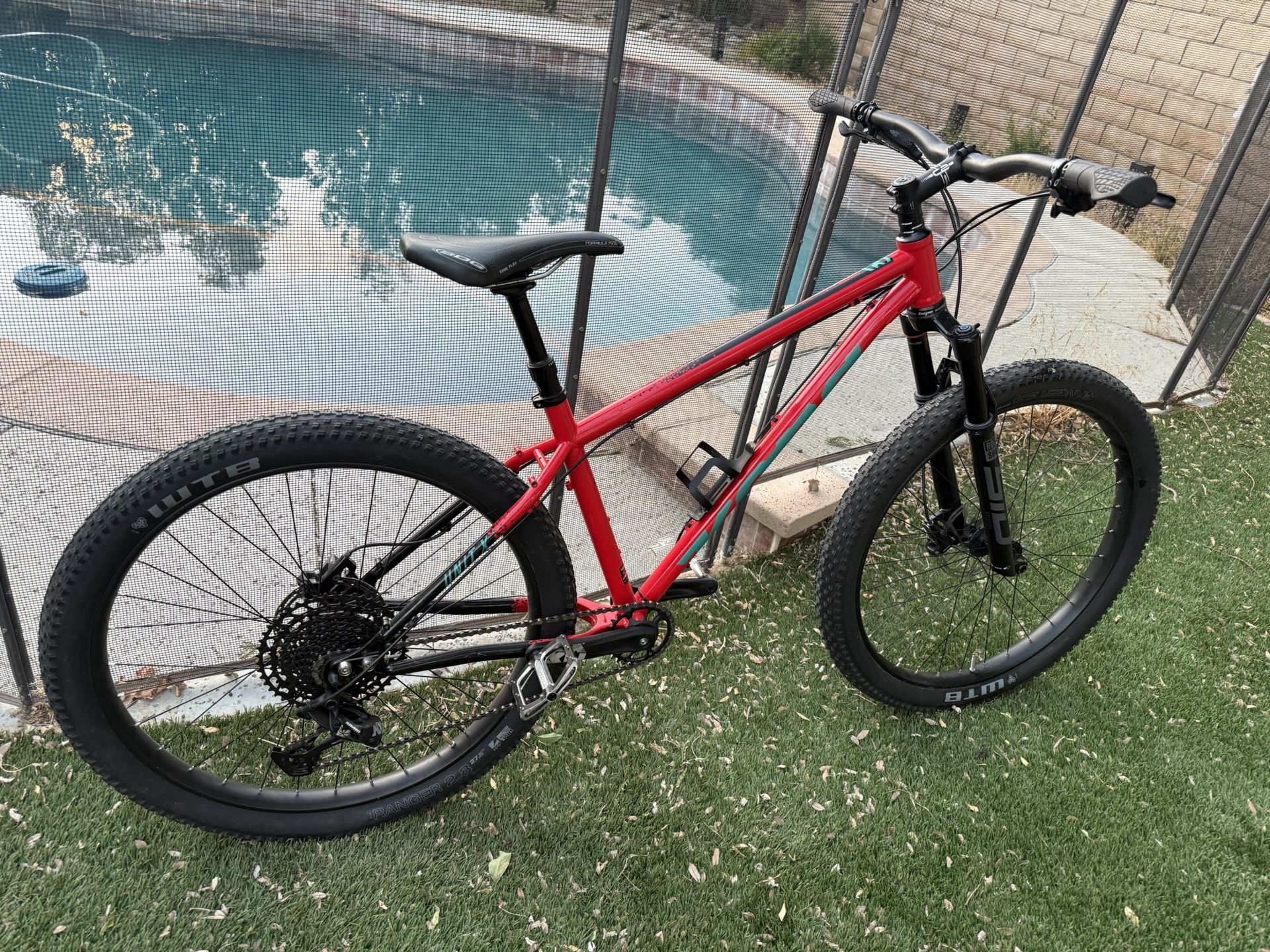 Kona Unit Bike packing Rig With SID Fork