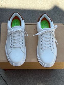 Brand NEW Men’s Vance Co. White Casual Sneakers Size 10.5