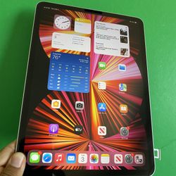 256GB Apple IPad Pro 11” 3rd Generation (Latest 2021 Model / M1 chip ) WiFi + Cellular (5G) with keyboard & Accessories (warranty till Jan. 2023)