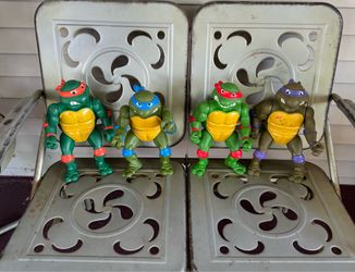Ninja turtles figure over 13in