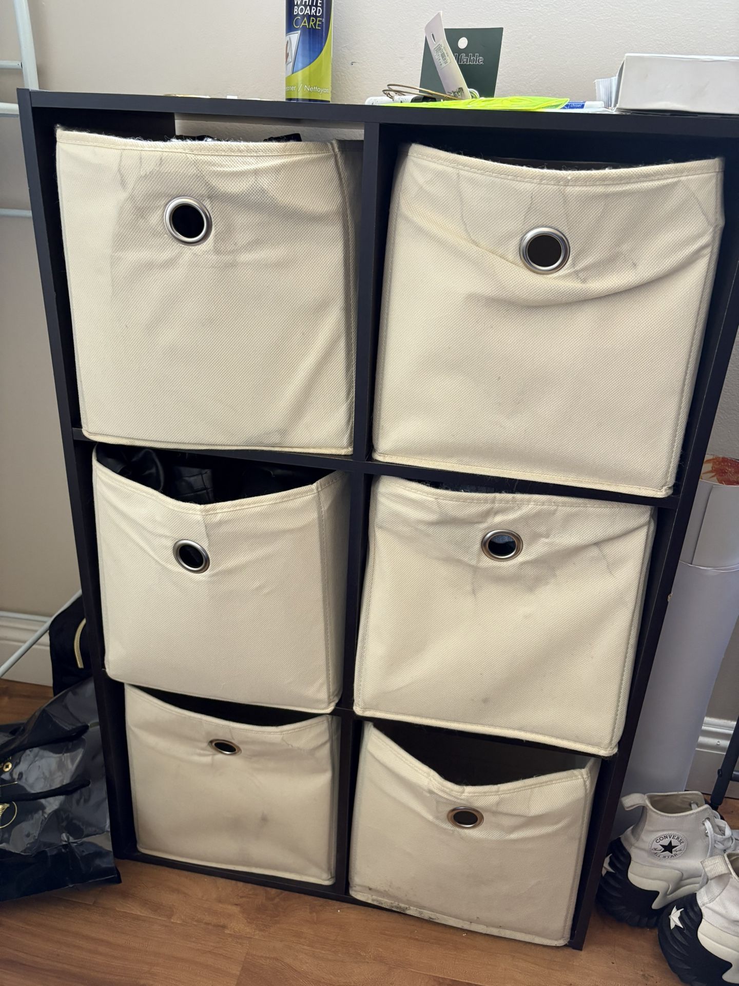 Cubicle/cubby