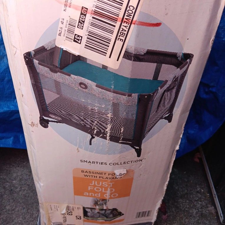 Graco - Pack’n Play Simple Solutions Playard - Darcie