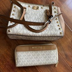 Michael Kors Handbag And Wallet Set