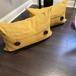 2 Yellow Pillows