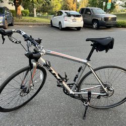 Fuji road bike Sportfit LE 3.0 - many upgrades