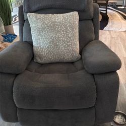 Recliner What’s Battery Pack?