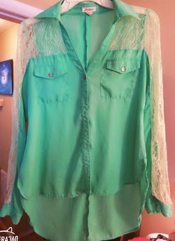 Love Riche Sheer Tunic with lace size small