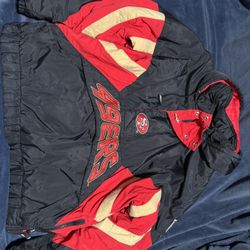 Vintage Niner Pullover