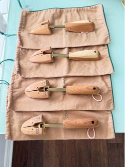 Cole Haan Wooden Shoe Tree Keeper Women's SMALL (5-9) Split Cedar Wood