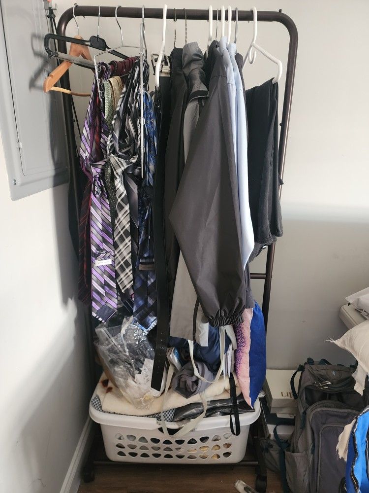 Foldable 2 Bar Clothes Stand With Wheels