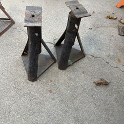 Pair Of Jack Stands