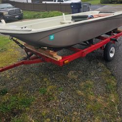 11 Foot Fiberglass Boat And Trailer