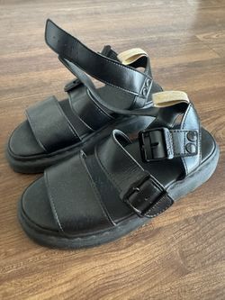 Doc Marten Vegan Leather Sandals Unisex M5/W6.5