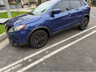 Nissan rogue sport 2019 Title  in hand