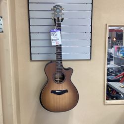 Taylor 912 Ce Guitar