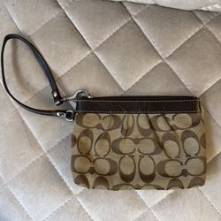 vintage coach wristlet