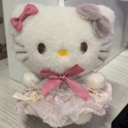 Hello Kitty Plush Keychain 