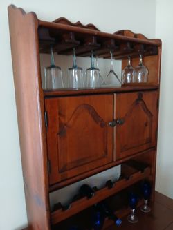 Beautiful Vintage Heirloom Wall Hanging Wine RACK MINI BAR