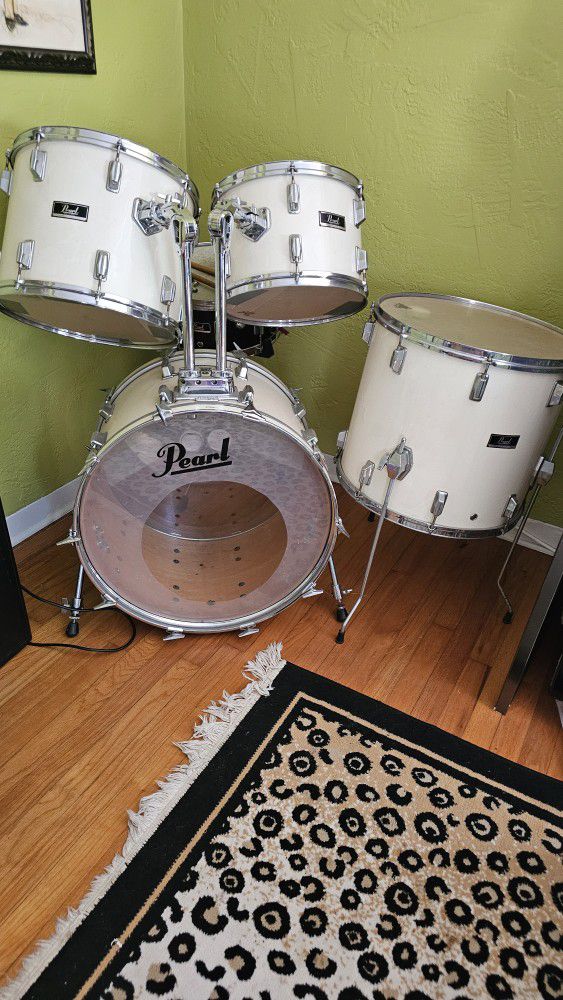 Rare Pearl Drums