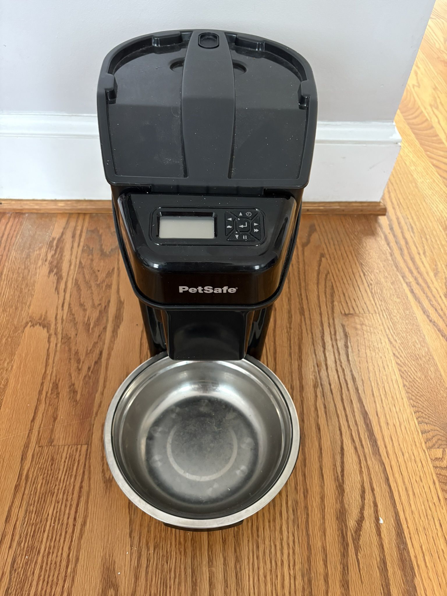Automatic Pet Feeder