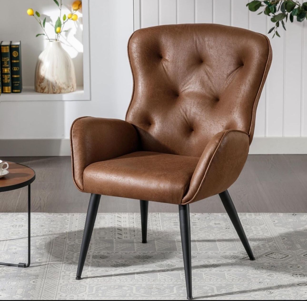Faux Leather Accent Chair with High Back Design, Armchair with Metal Legs in Modern Style, Comfy Upholstered Wingback Chair for Living Room, Bedroom, 
