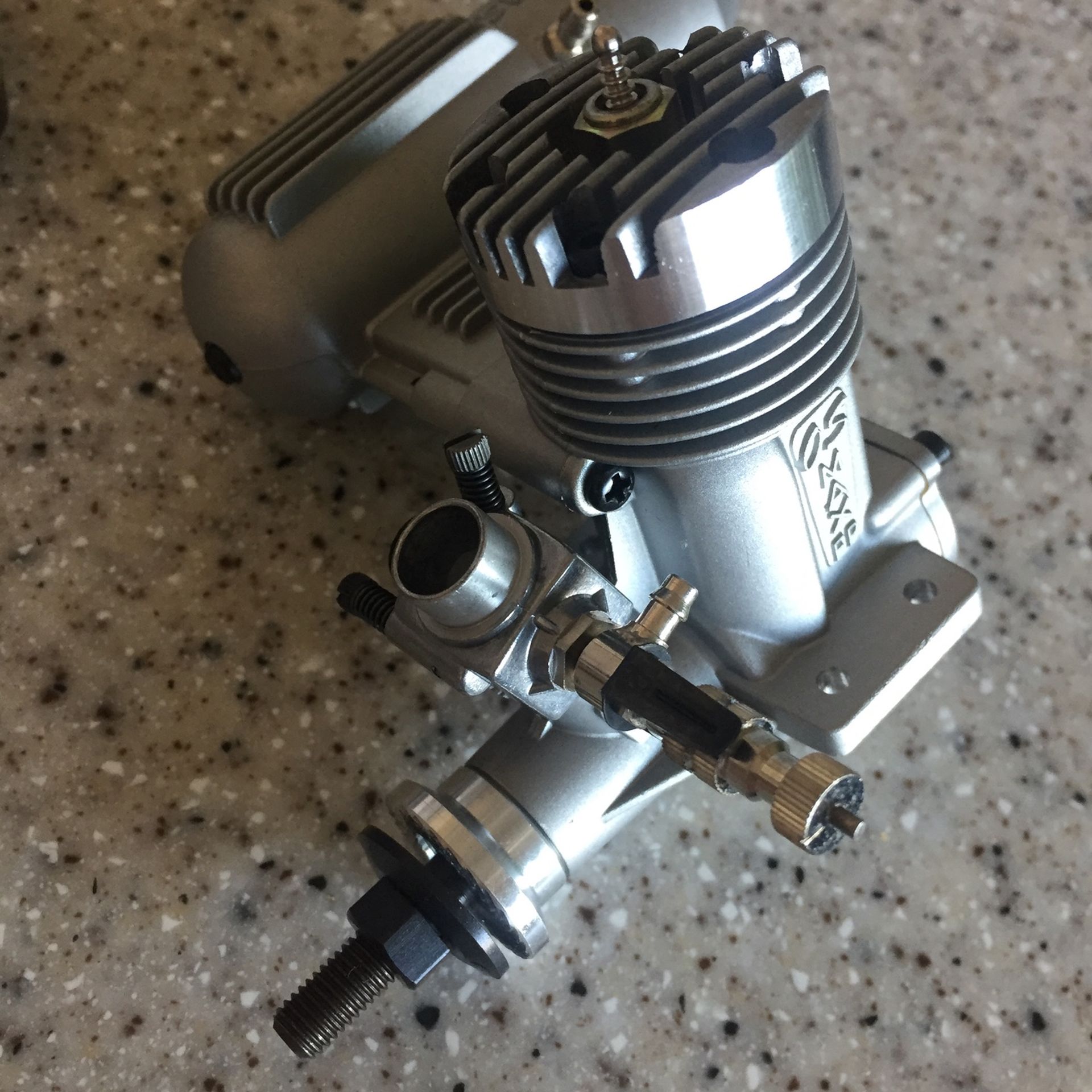 O.S. MAX 25FP　エンジン　新品・未使用・美品 OS MAX 25FP ＊中古品 O.S. MAX 25FP エンジン 新品・未使用・美品 Yahoo!