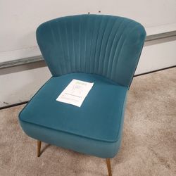 *** BRAND NEW ACCENT CHAIR ***