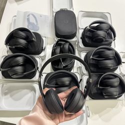 8 Beats Solo 4 Matte Black