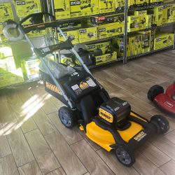 DEWALT 2x20V MAX 21 in. Cordless Battery Powered Push Lawn Mower