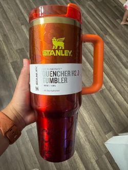 Karol G Stanley Cup 40oz