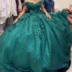 Emerald Green Quinceañera Dress
