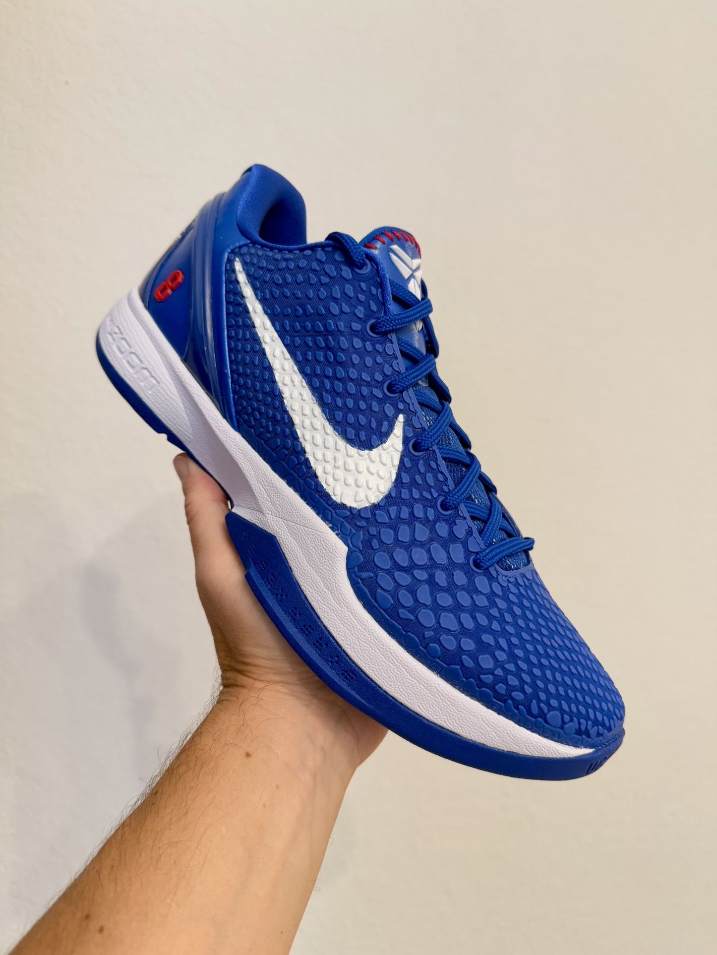 Kobe 6 Protro Dodgers Size 10.5