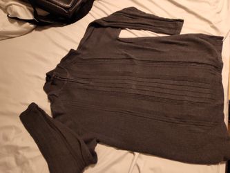 Men's DKNY sweater