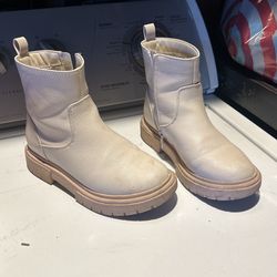 Girl’s Boots
