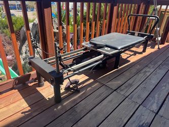 Pilates reformer