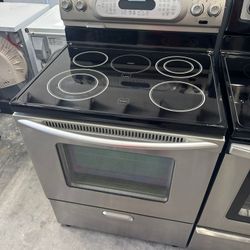 Fully Covered Warranty! KitchenAid Electric Stove Oven Self Cleans