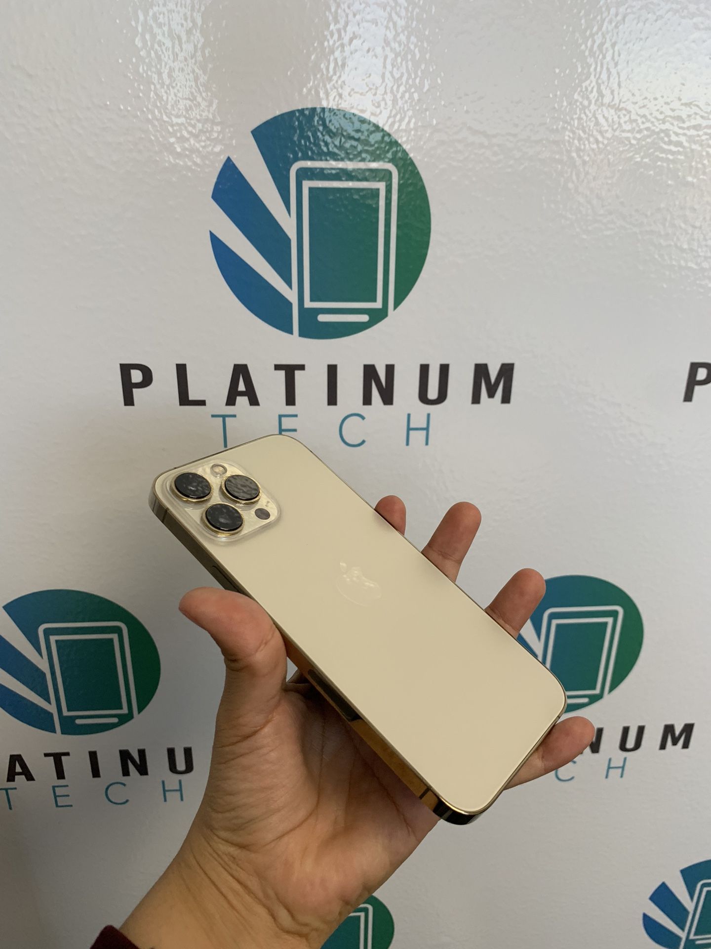 🤎📱 iPhone 13 Pro Max 128 GB Unlocked BH88% 🔋 Case And Headphones For Free ❤️‍🔥📱