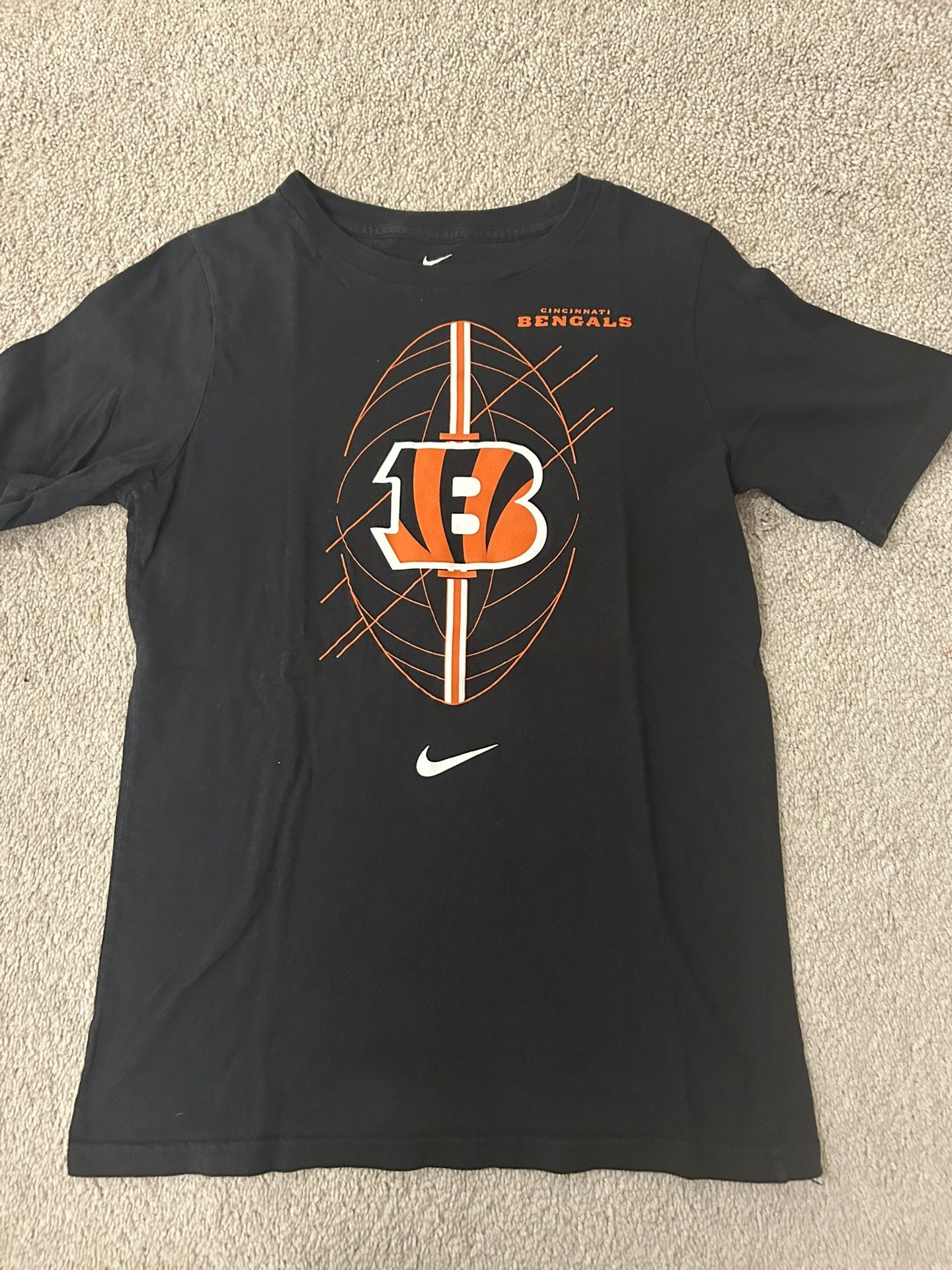 Kids Cincinnati Bengals tshirt - size M (10/12)