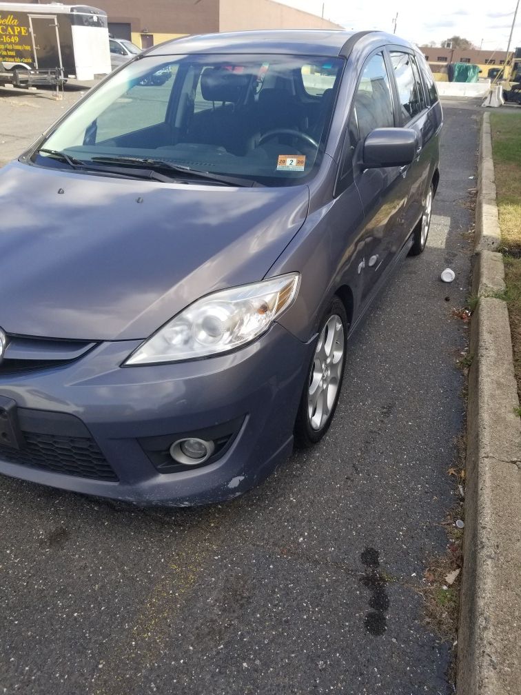 2010 Mazda 5 minivan 6 passenger fully loaded